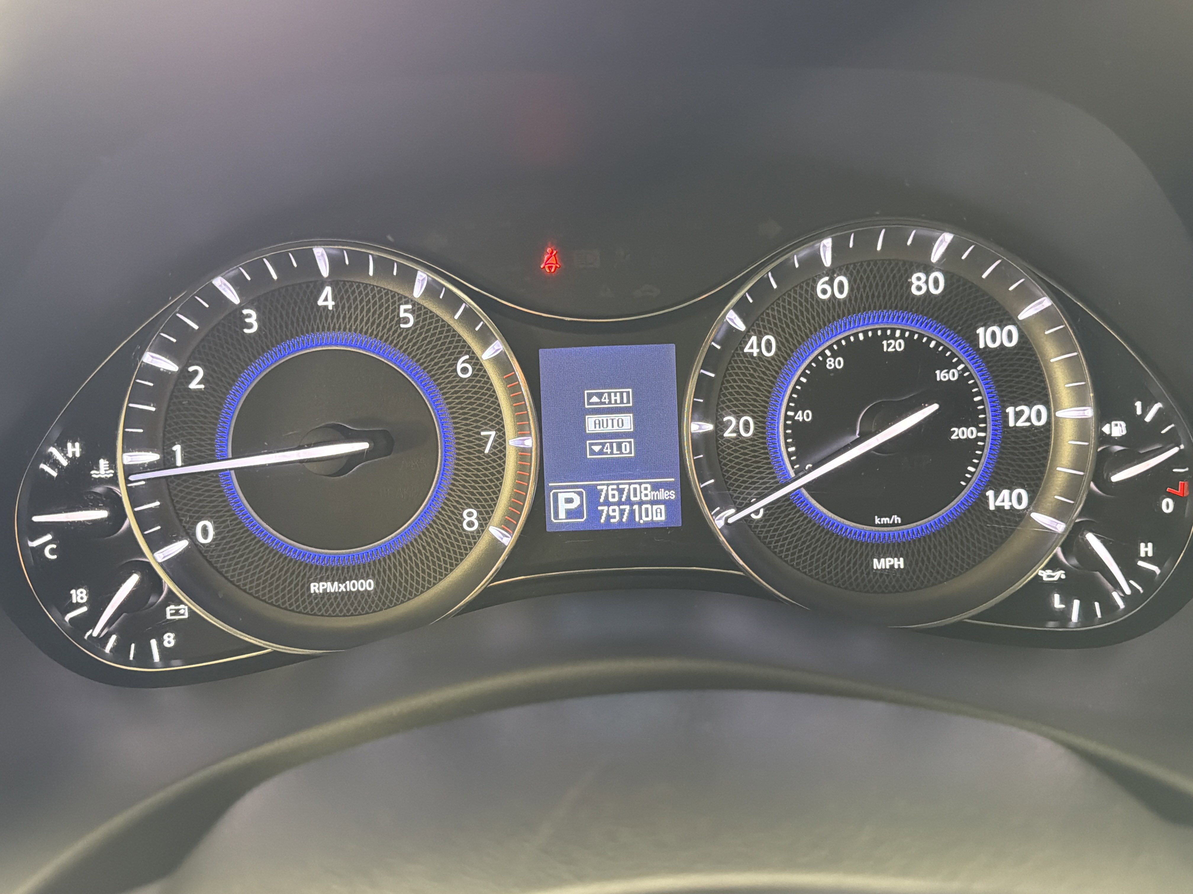 Used 2018 INFINITI QX80 4WD w/ Driver Assistance Package image 15