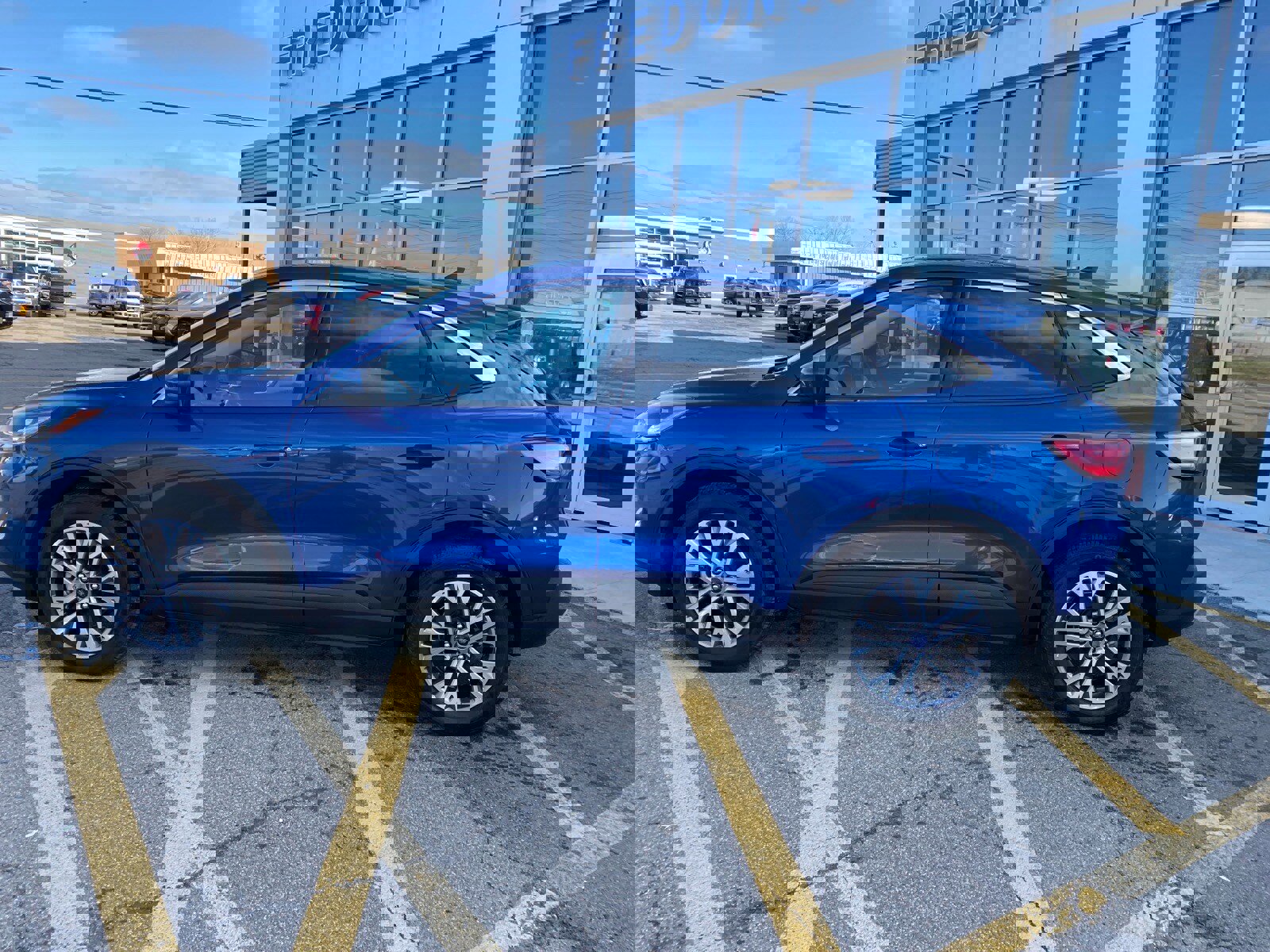 Used 2022 Ford Escape SEL video 2