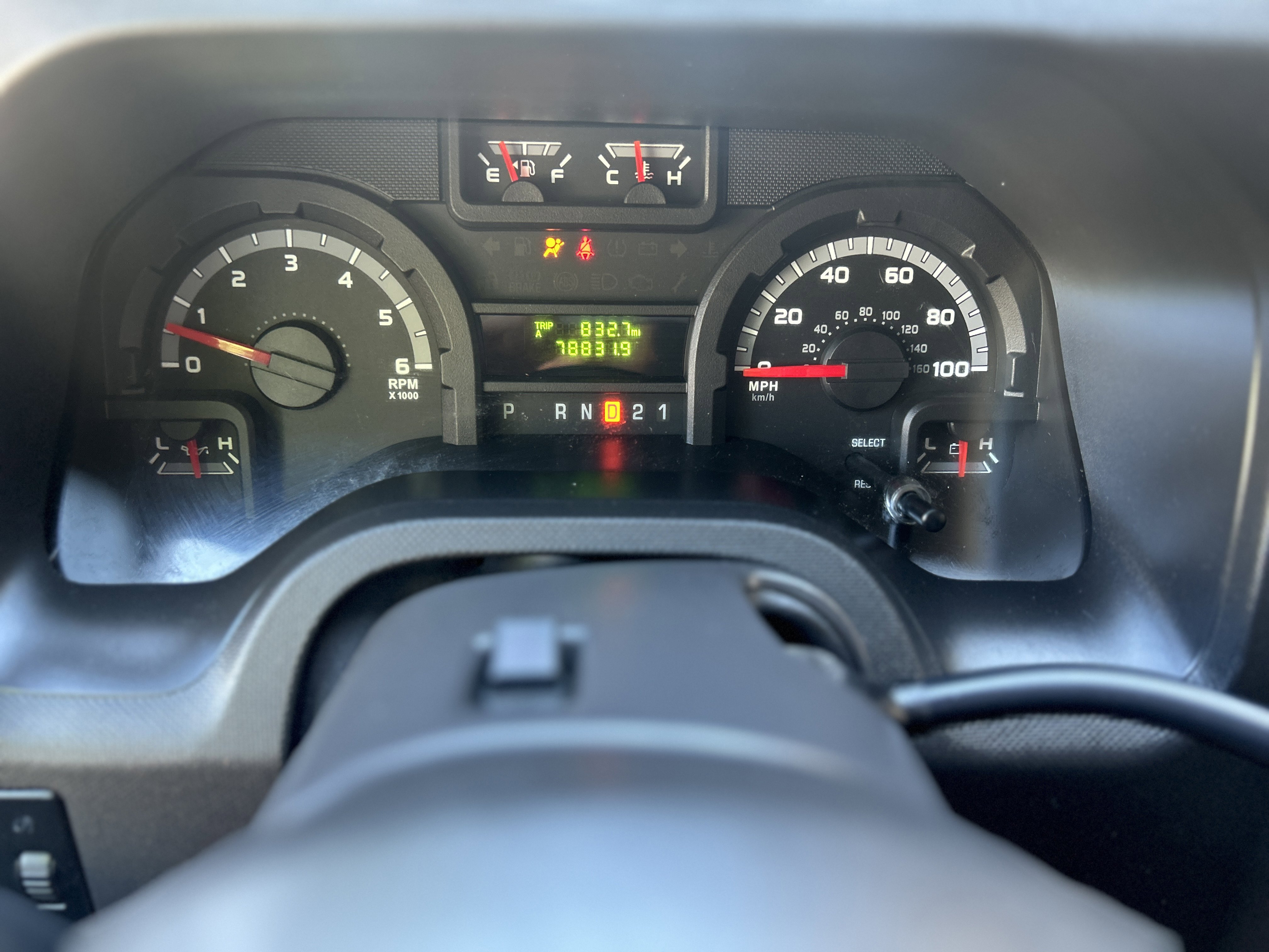 Used 2014 Ford E-150 and Econoline 150 w/ Power Group RWD image 19