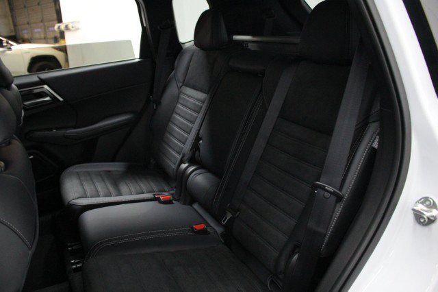 New 2026 Mitsubishi Outlander SE AWD/4WD image 25