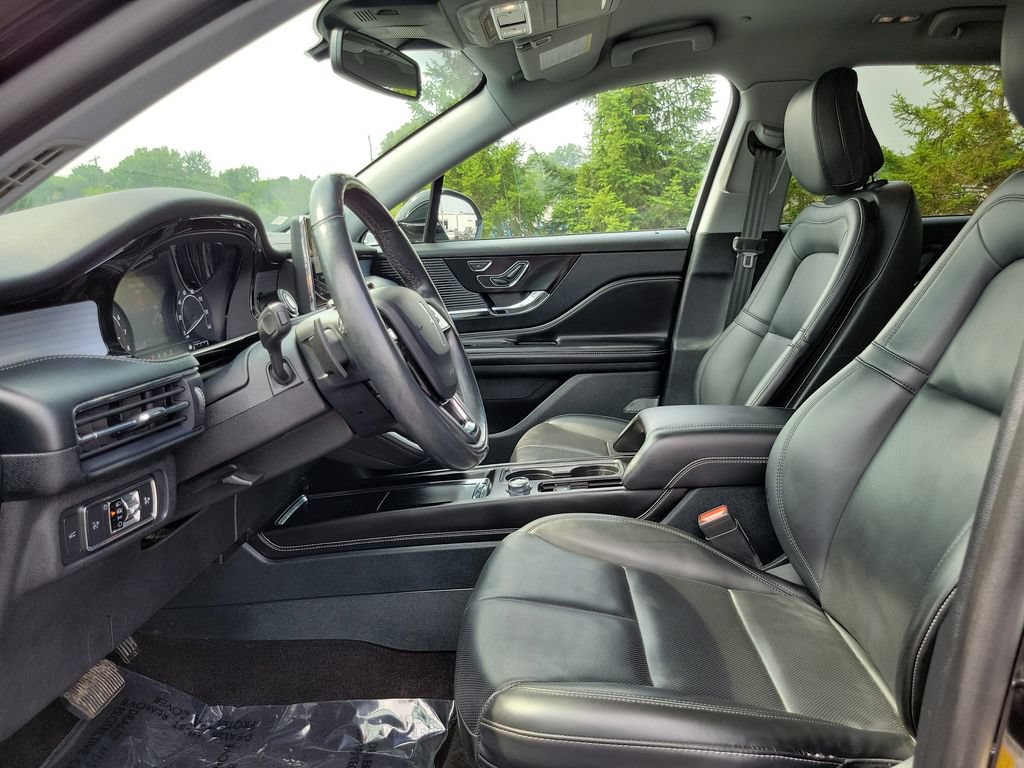 Used 2020 Lincoln Corsair AWD w/ Equipment Group 101A image 8