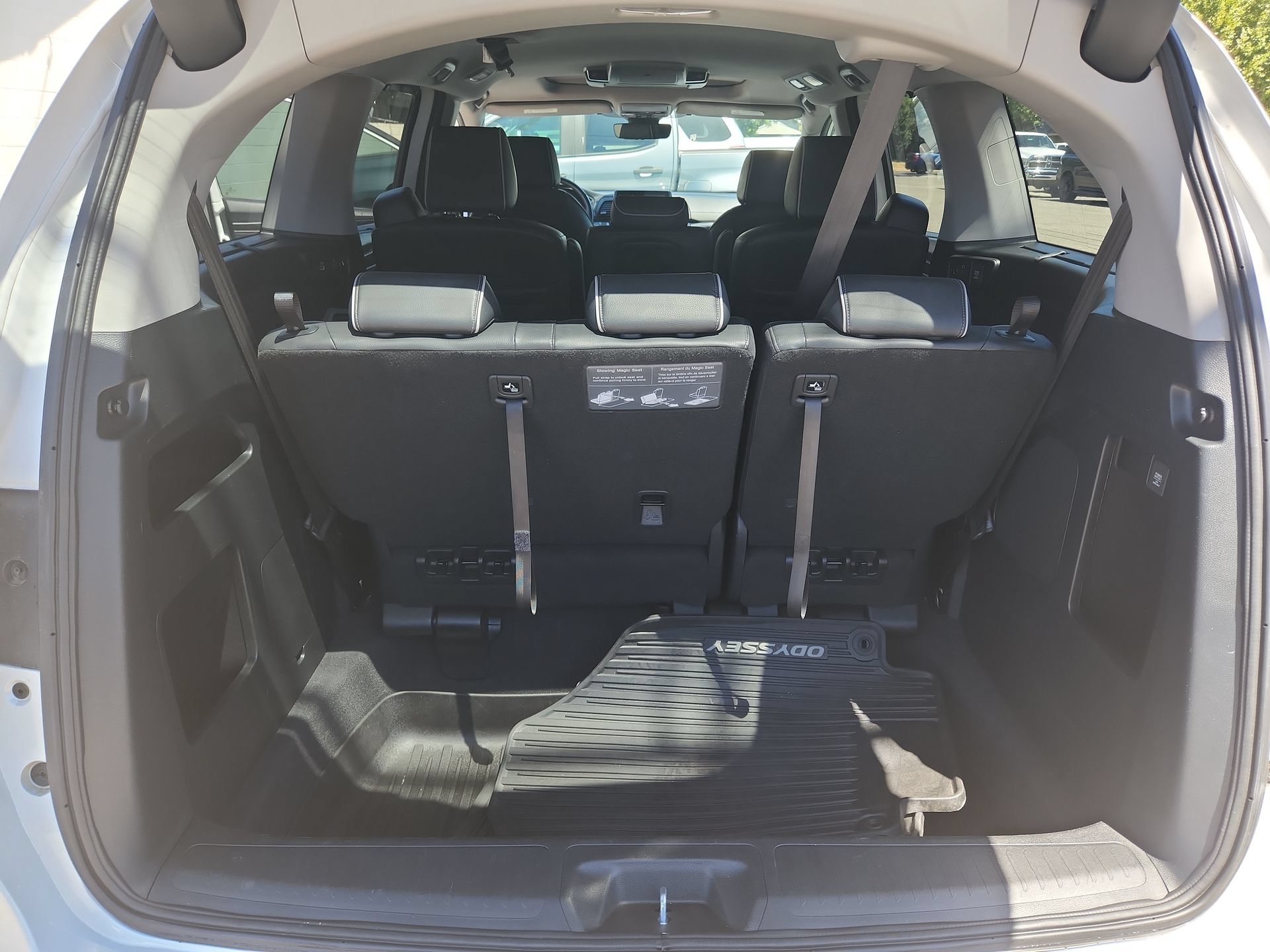 Used 2023 Honda Odyssey Elite image 21