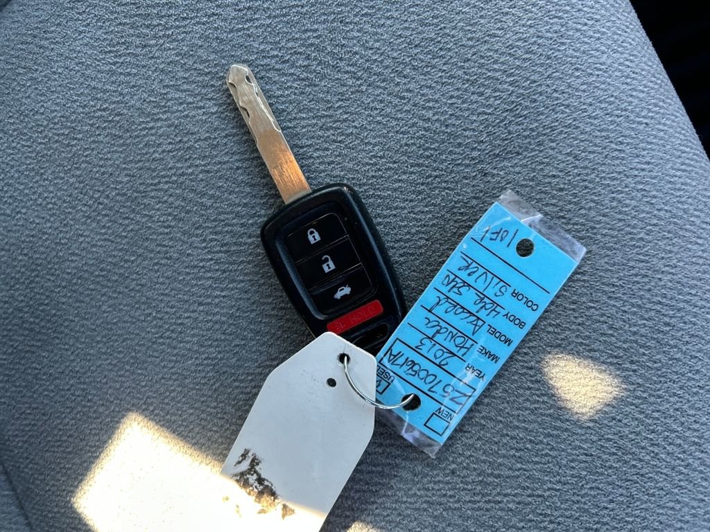 Used 2013 Honda Accord LX image 25