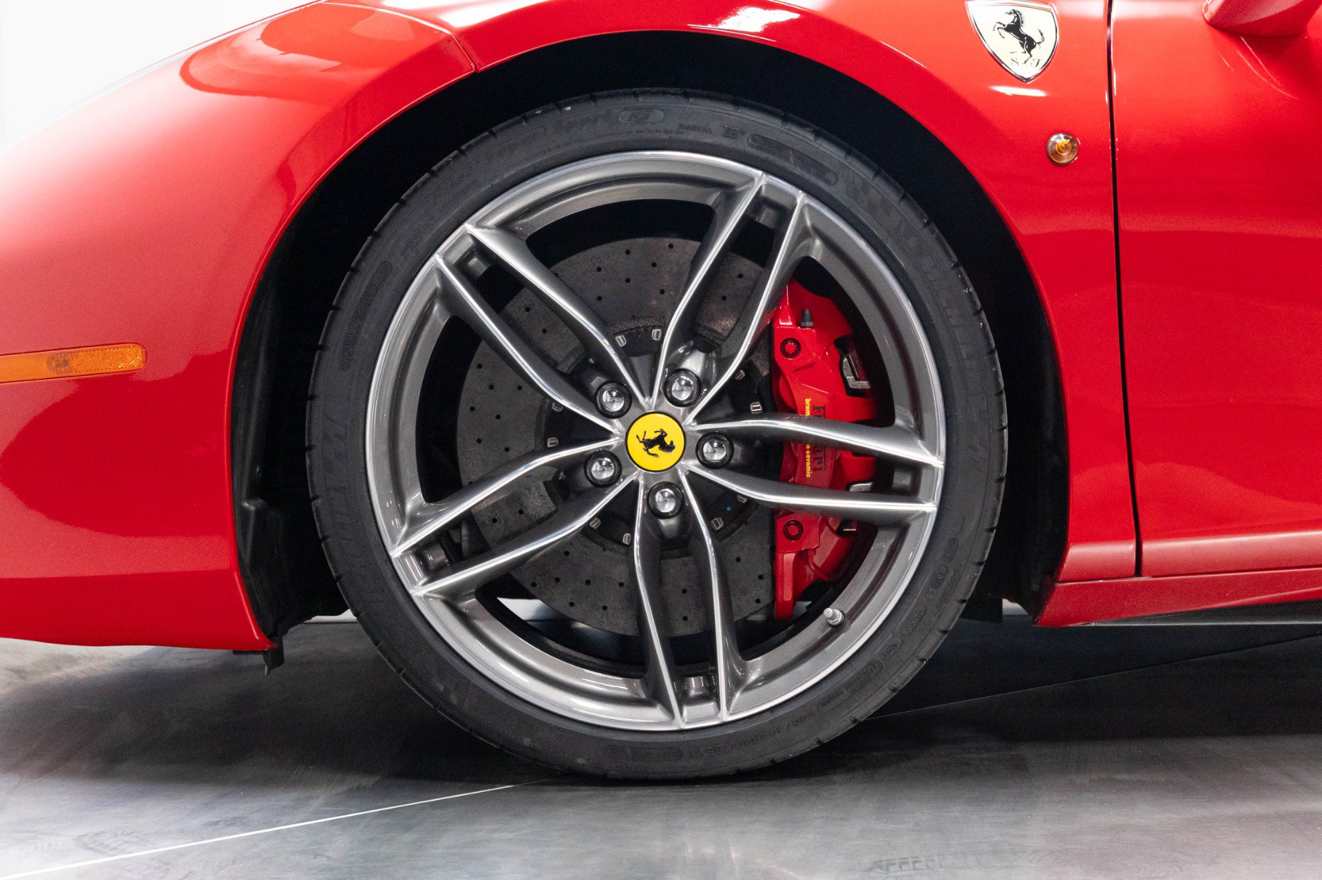 Used 2016 Ferrari 488 GTB RWD image 52