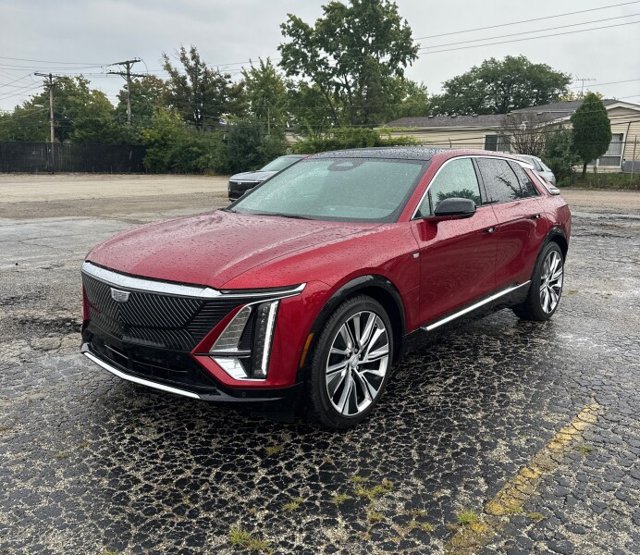 Used 2024 Cadillac Lyriq Luxury w/ LPO, Floor Liner Package