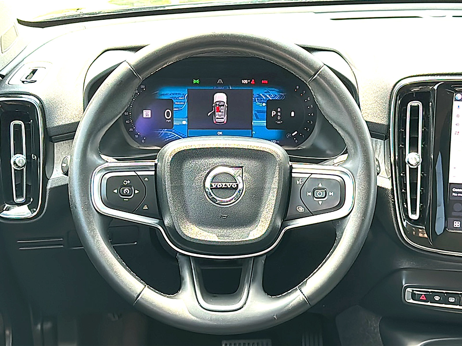 Used 2023 Volvo XC40 B5 Core AWD/4WD image 27