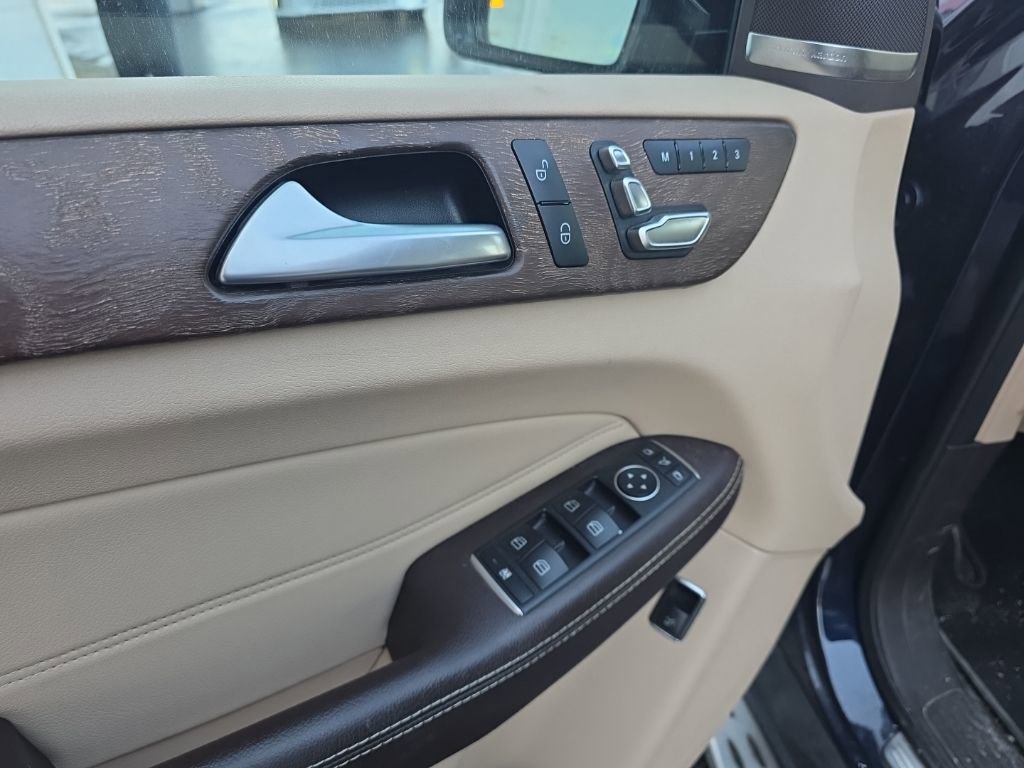 Used 2018 Mercedes-Benz GLE 350 4MATIC w/ Premium 2 Package image 15