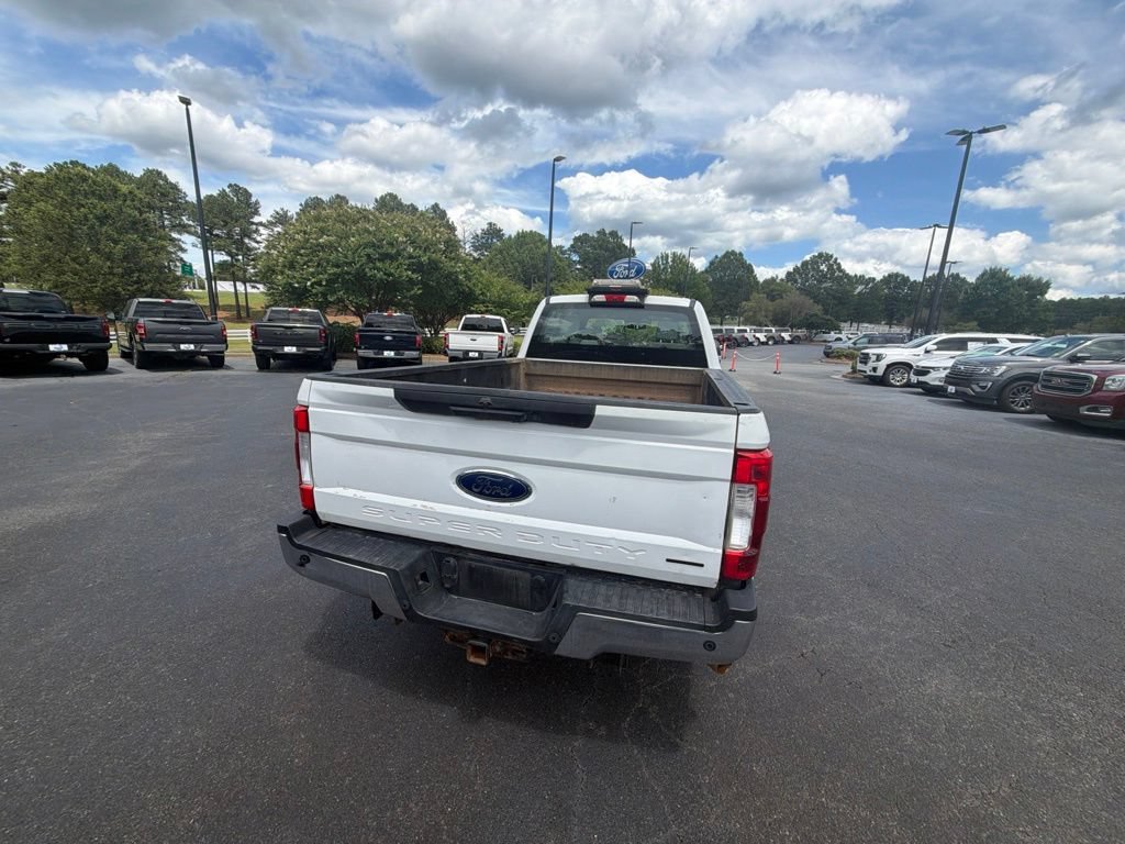 Used 2017 Ford F250 XL w/ Power Equipment Group RWD image 6