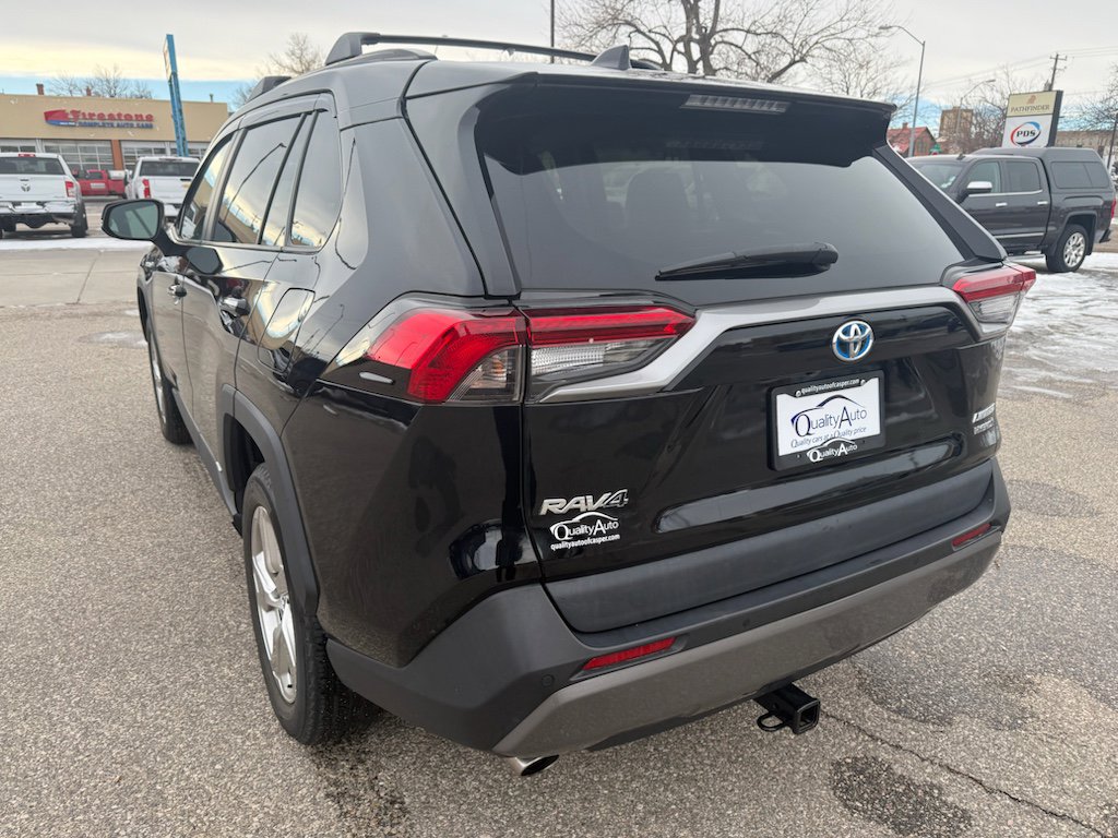 Used 2019 Toyota RAV4 Limited AWD/4WD image 7