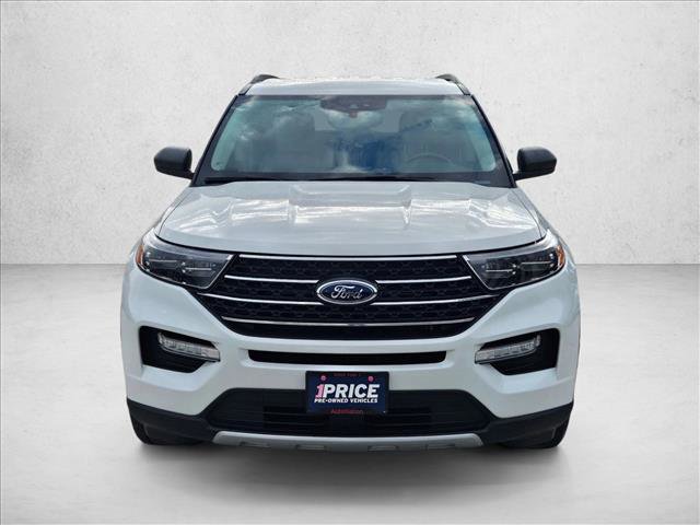 Used 2023 Ford Explorer XLT w/ Equipment Group 202A image 2