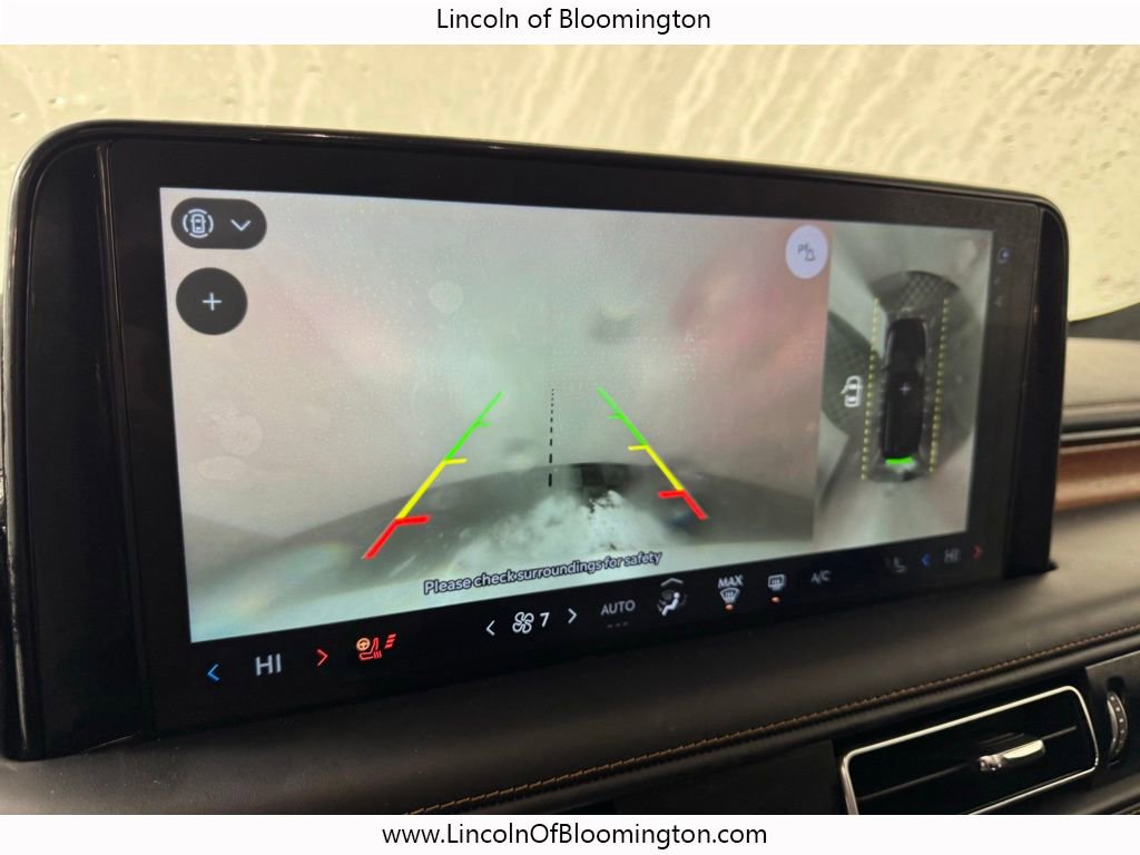 Certified 2025 Lincoln Aviator Black Label image 41