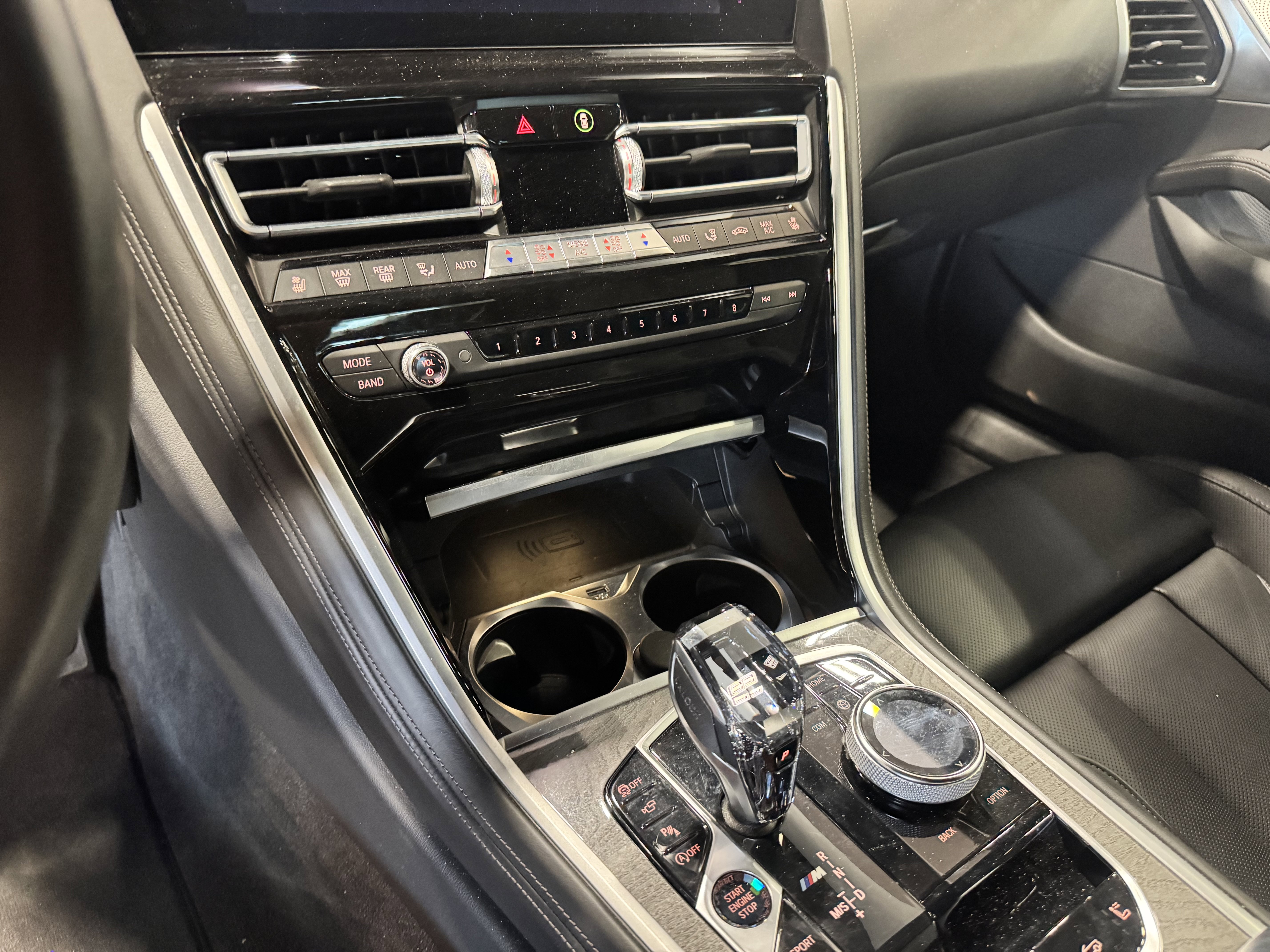 Used 2019 BMW M850i xDrive Convertible w/ M Carbon Exterior Package image 27