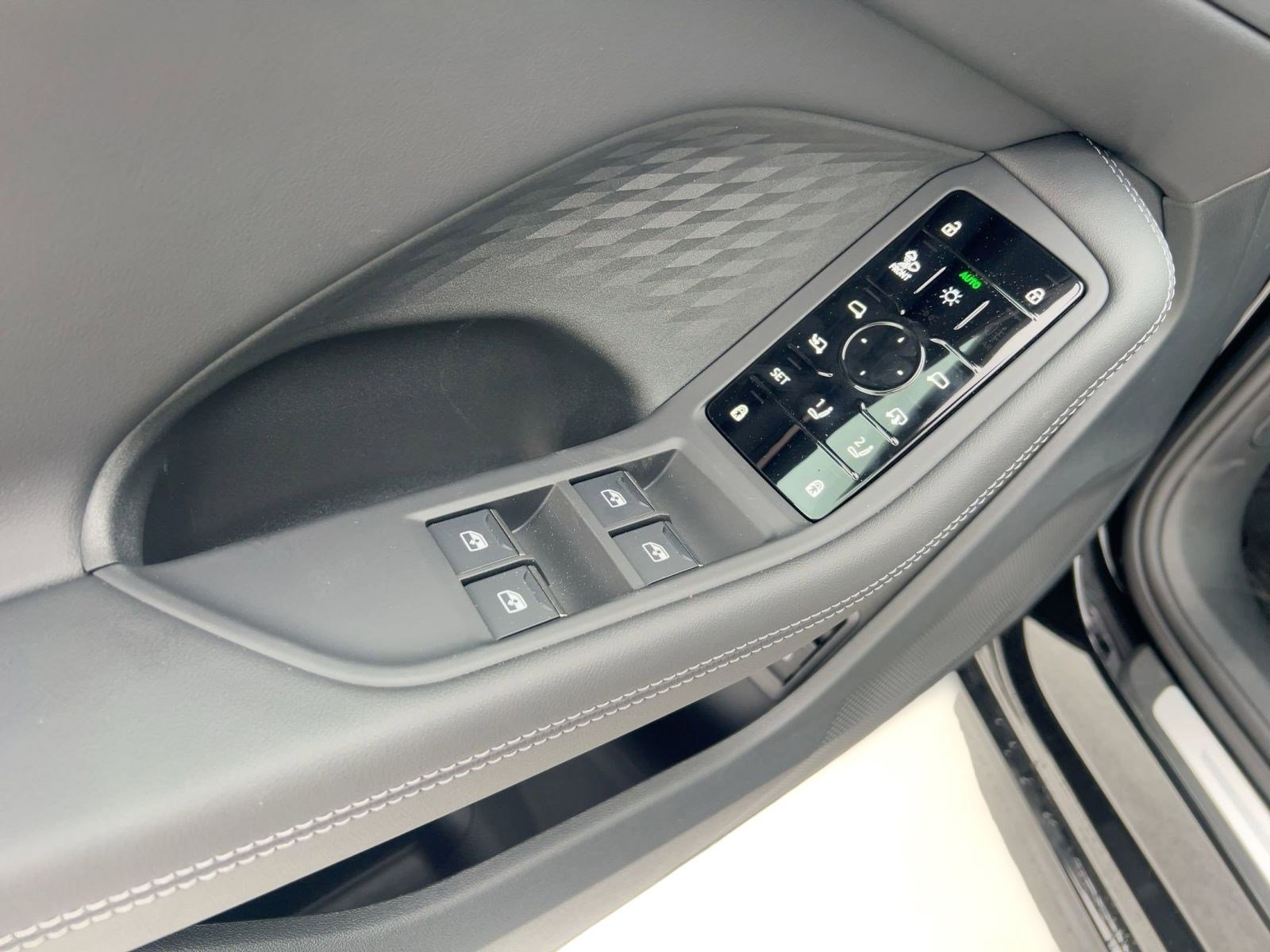 New 2025 Audi A5 2.0T Premium Plus image 18