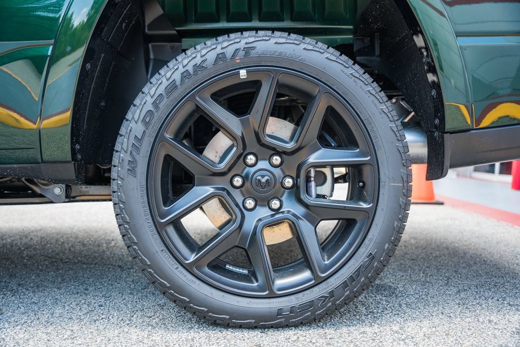New 2026 RAM 1500 Laramie AWD/4WD image 21