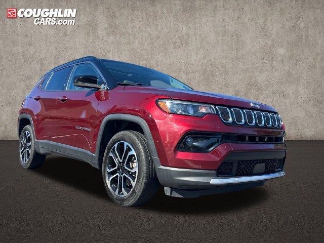 Used 2022 Jeep Compass Limited w/ Sun and Sound Group AWD/4WD 360° Tour