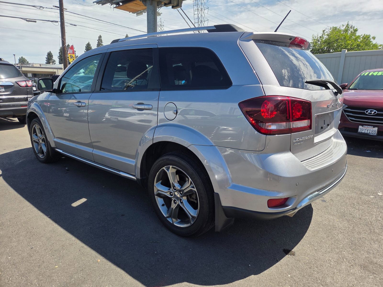 Used 2017 Dodge Journey Crossroad image 2