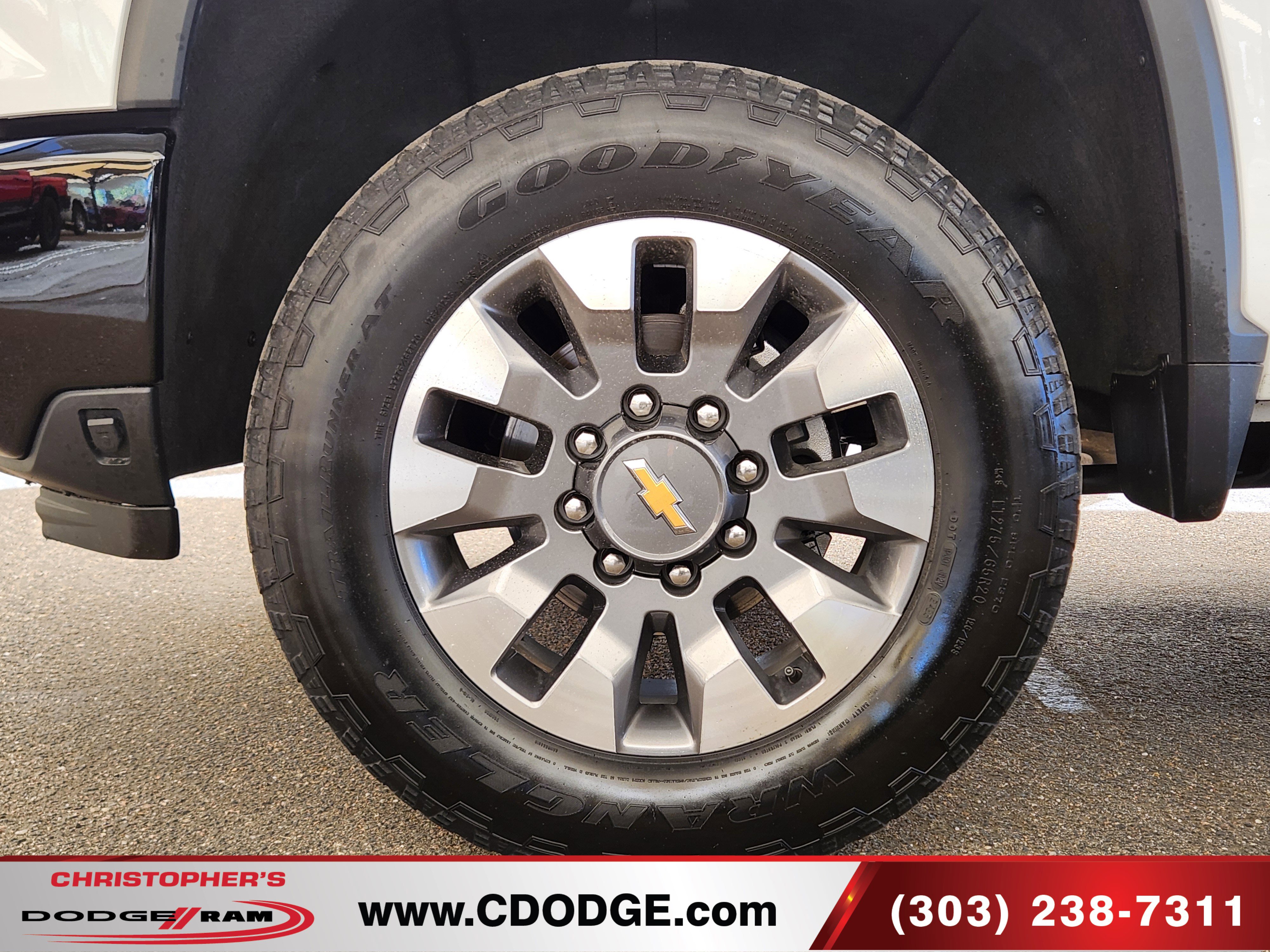 Used 2024 Chevrolet Silverado 2500 Custom w/ Custom Value Package AWD/4WD image 24