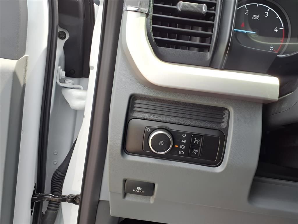 New 2024 Ford F550 4x4 Regular Cab Super Duty image 12