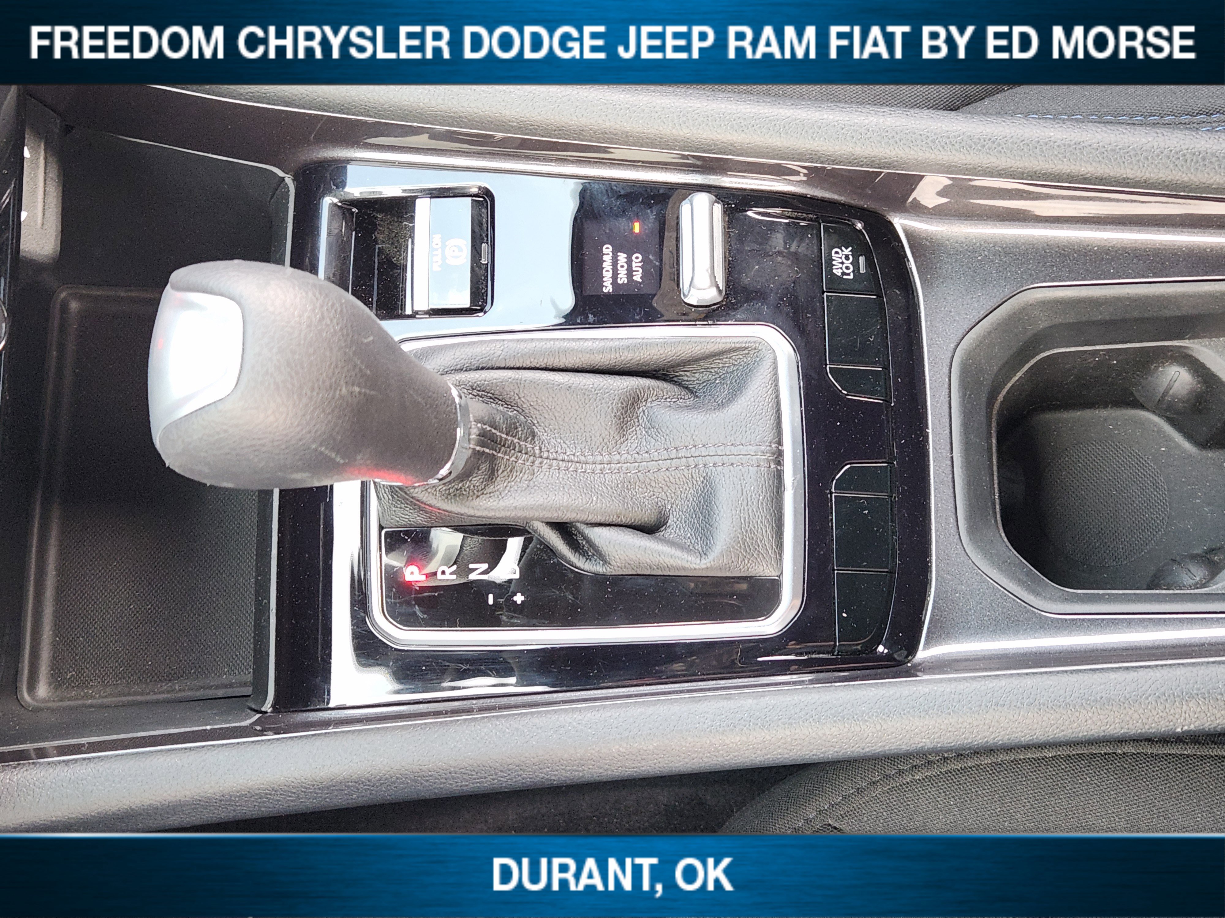 New 2024 Jeep Compass Sport w/ Mopar Graphics Package image 15