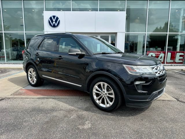 Used 2019 Ford Explorer XLT w/ Equipment Group 202A FWD image 1
