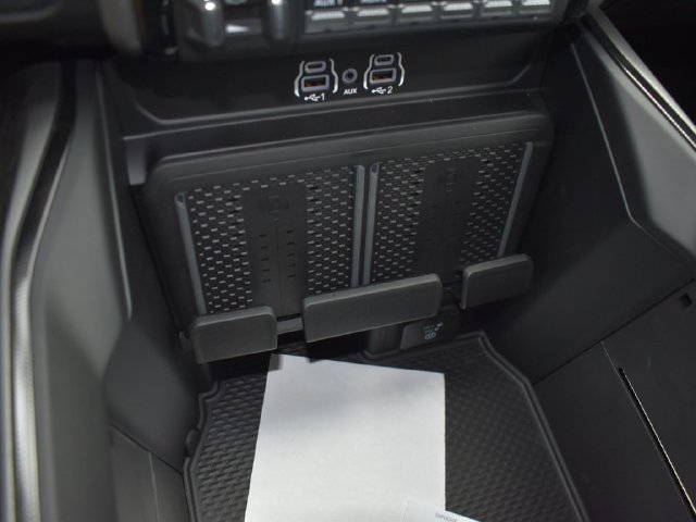 New 2026 RAM 2500 Rebel w/ Rebel Level 1 Equipment Group AWD/4WD image 30