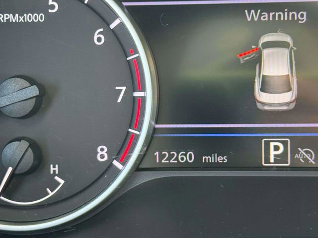 Used 2024 Nissan Sentra SR w/ SR Premium Package image 32