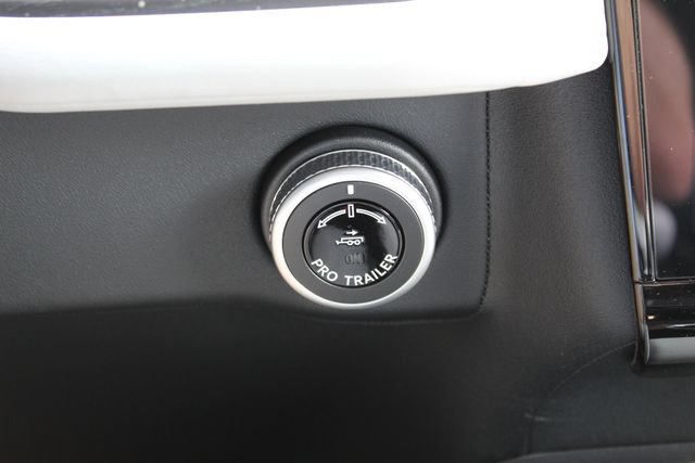 New 2027 Lincoln Navigator Black Label AWD/4WD image 32