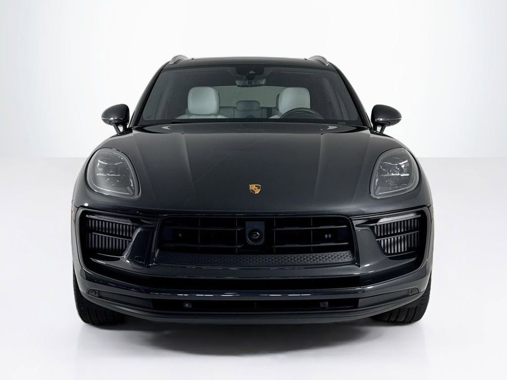Certified 2025 Porsche Macan S AWD/4WD image 8