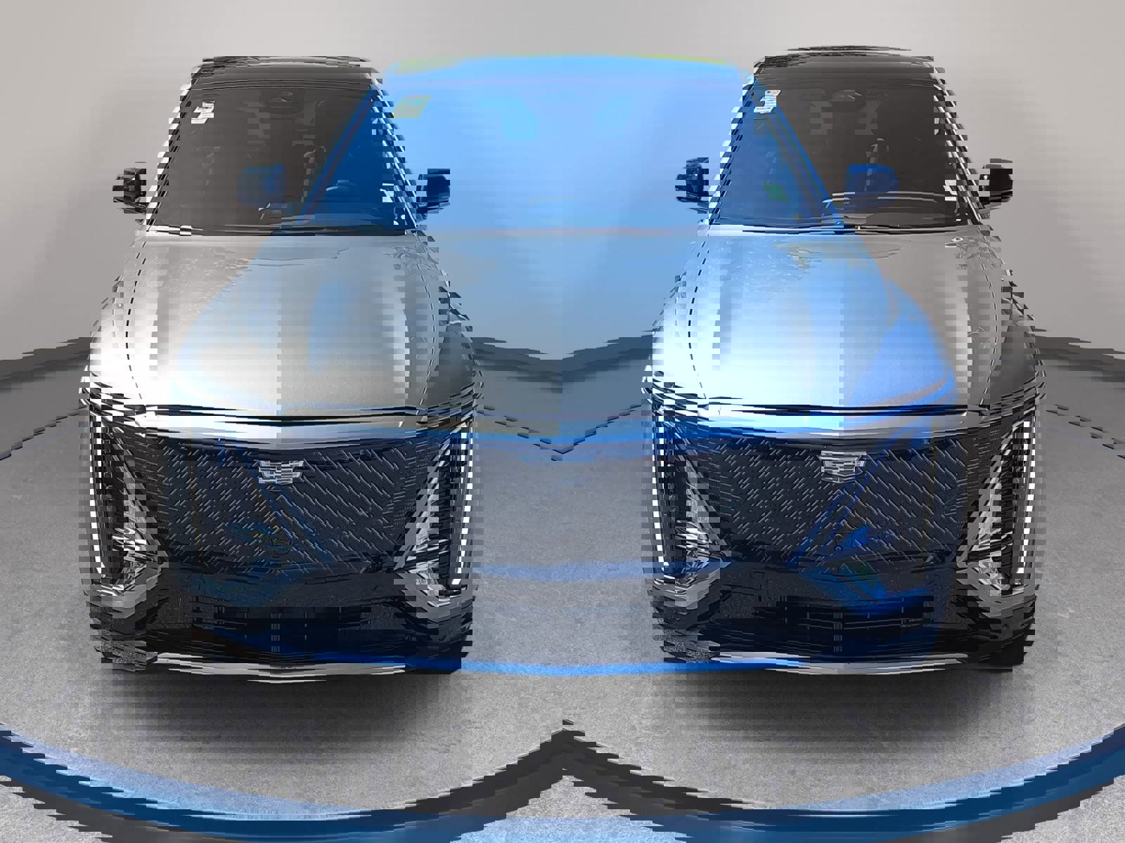 Used 2024 Cadillac Lyriq Tech w/ Driver Assist Package image 2