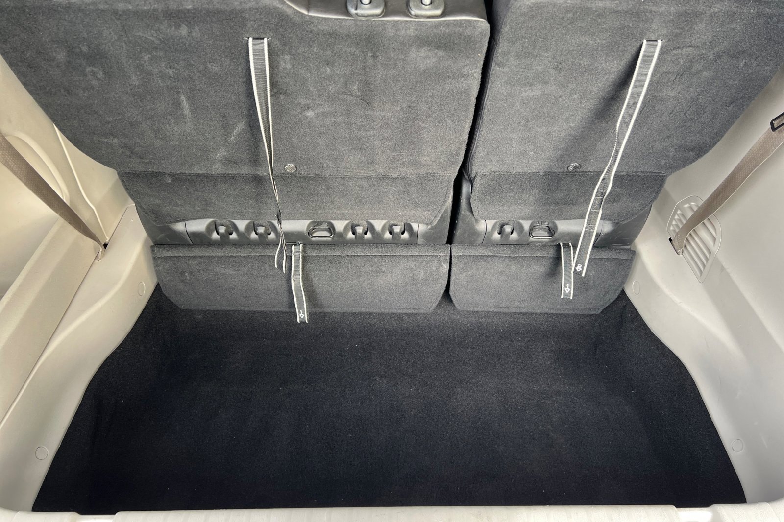 Used 2023 Chrysler Pacifica Touring-L image 20