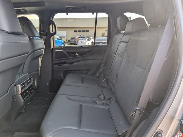 Certified 2024 Lexus LX 600 4WD w/ Luxury Package image 13