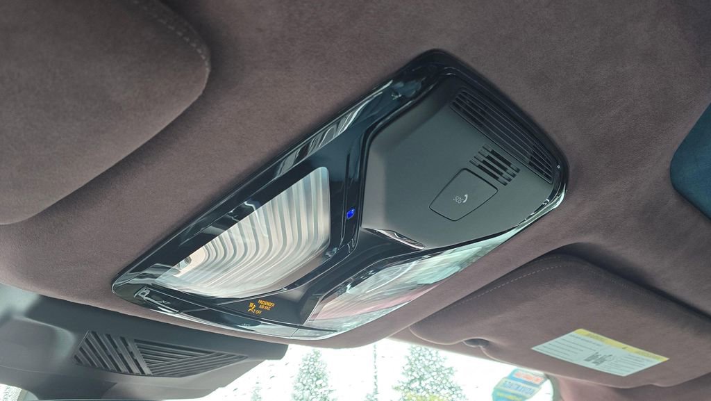 Used 2023 BMW XM AWD/4WD image 35