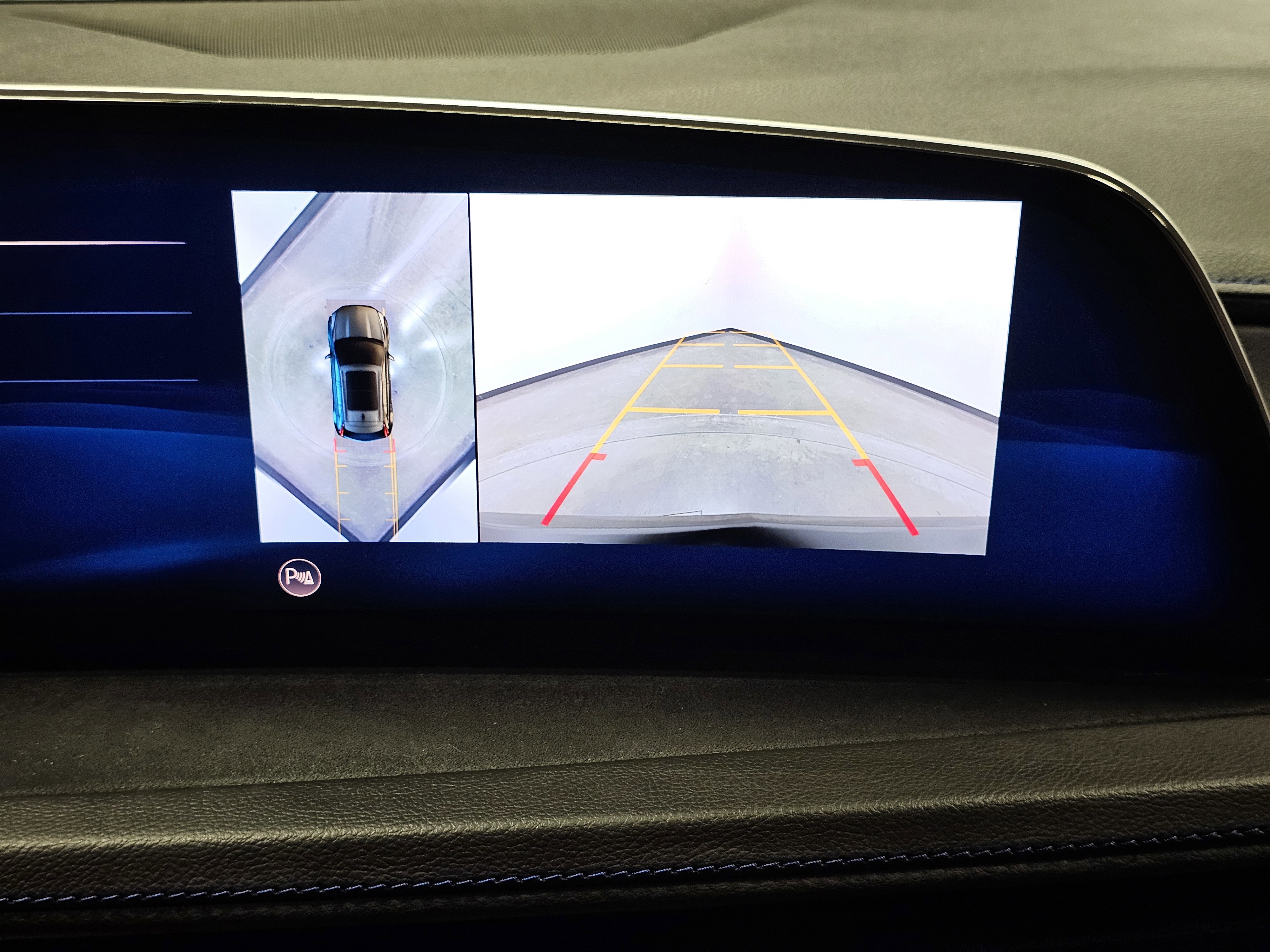 Used 2025 Cadillac XT4 Sport image 29