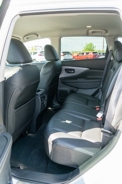 Used 2024 Nissan Murano SV w/ SV Midnight Edition Package AWD/4WD image 11