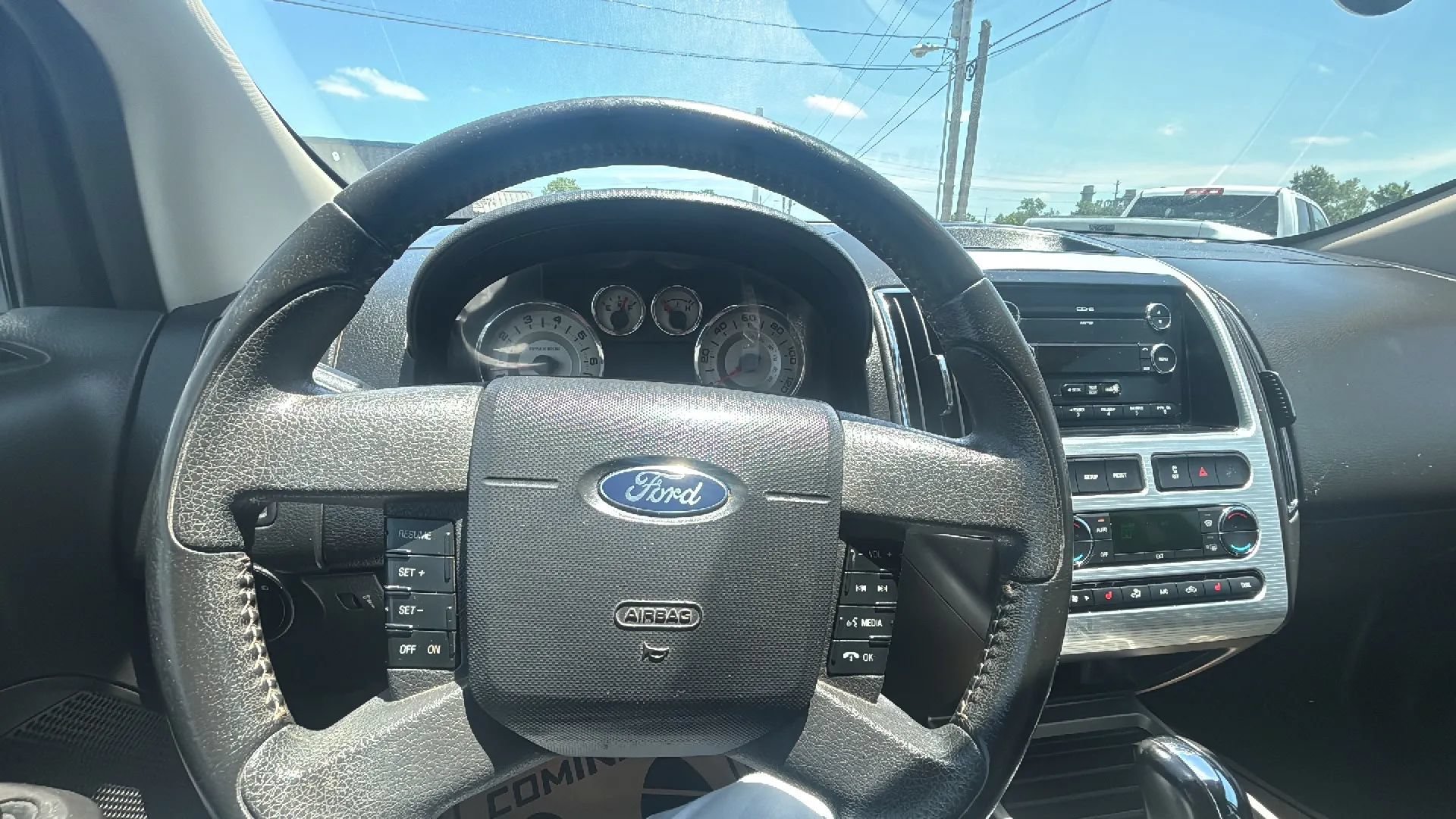 Used 2010 Ford Edge SEL FWD image 32