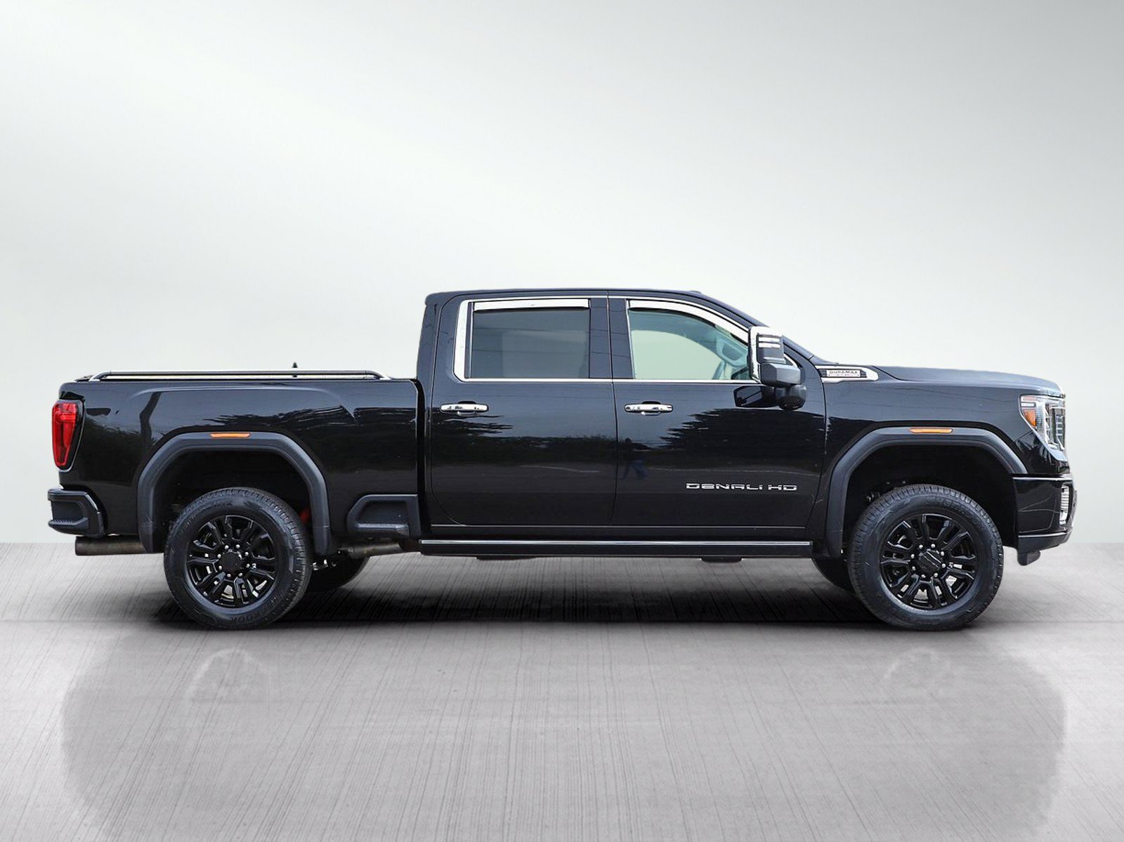 Used 2023 GMC Sierra 3500 Denali w/ Denali Black Diamond Edition AWD/4WD image 6