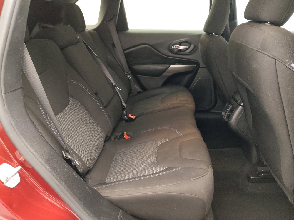 Used 2021 Jeep Cherokee Latitude image 19