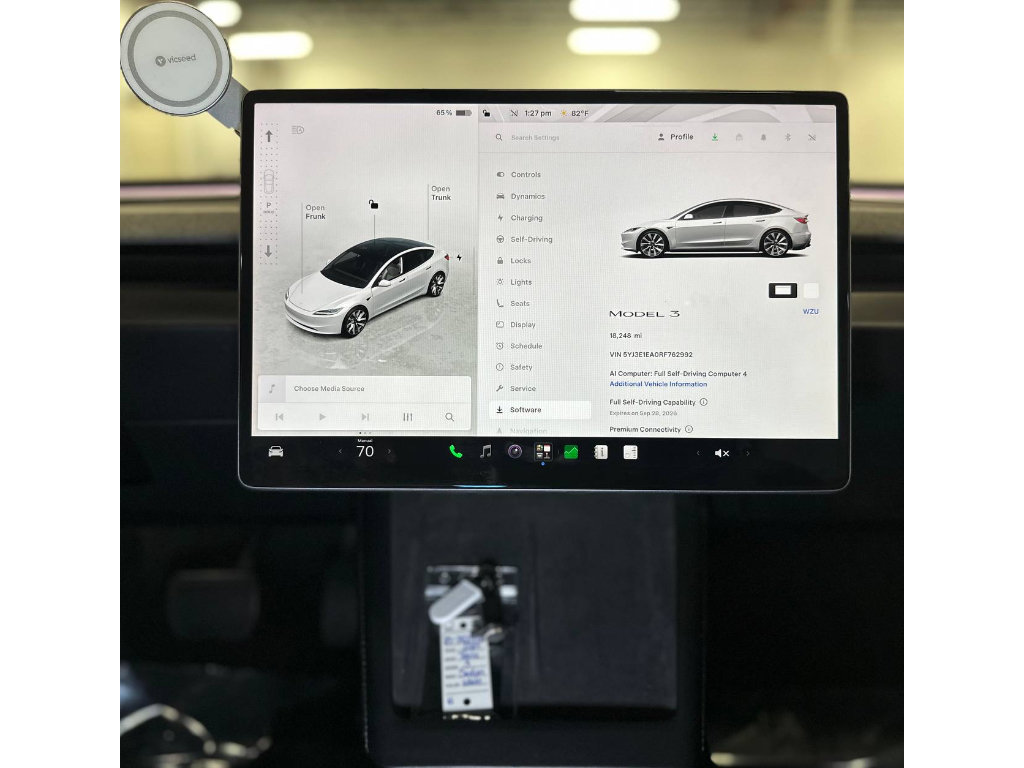 Used 2024 Tesla Model 3 Standard Range RWD image 27