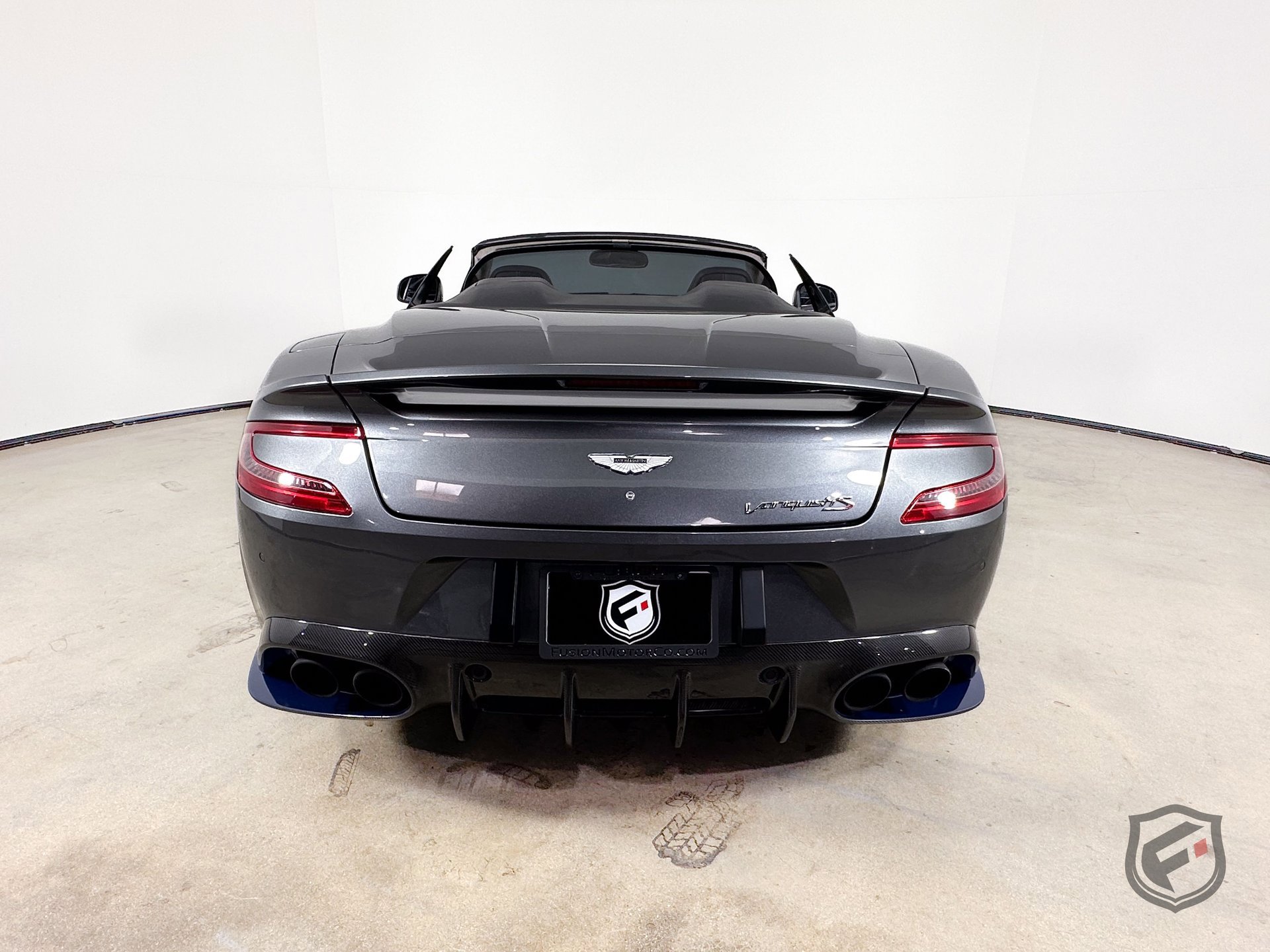 Used 2018 Aston Martin Vanquish S RWD image 12