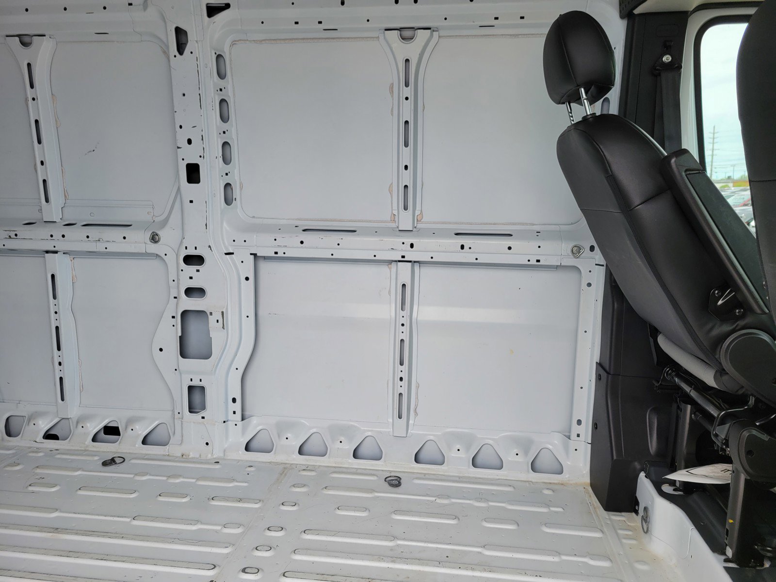 New 2024 RAM ProMaster 3500 w/ Cold Weather Group image 15