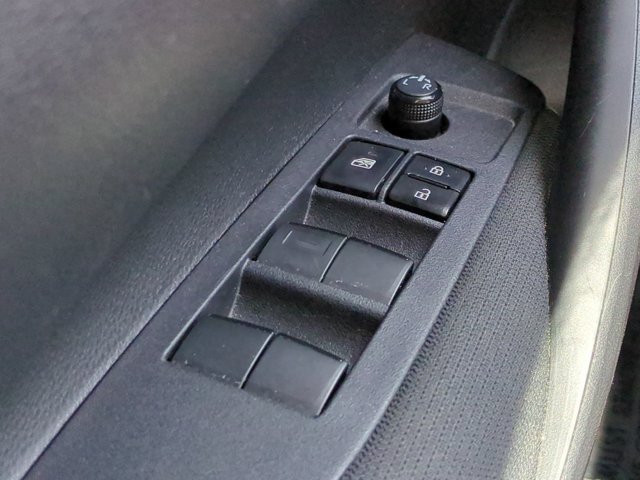Used 2023 Toyota Corolla LE FWD image 21