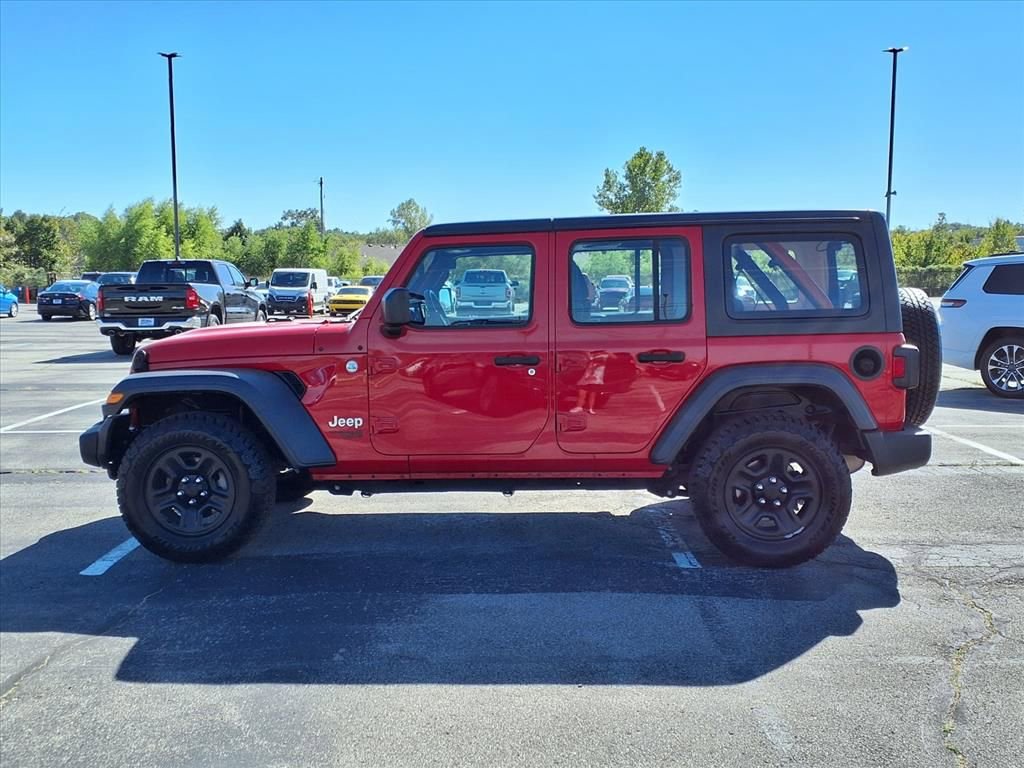 Used 2018 Jeep Wrangler Unlimited Sport image 4