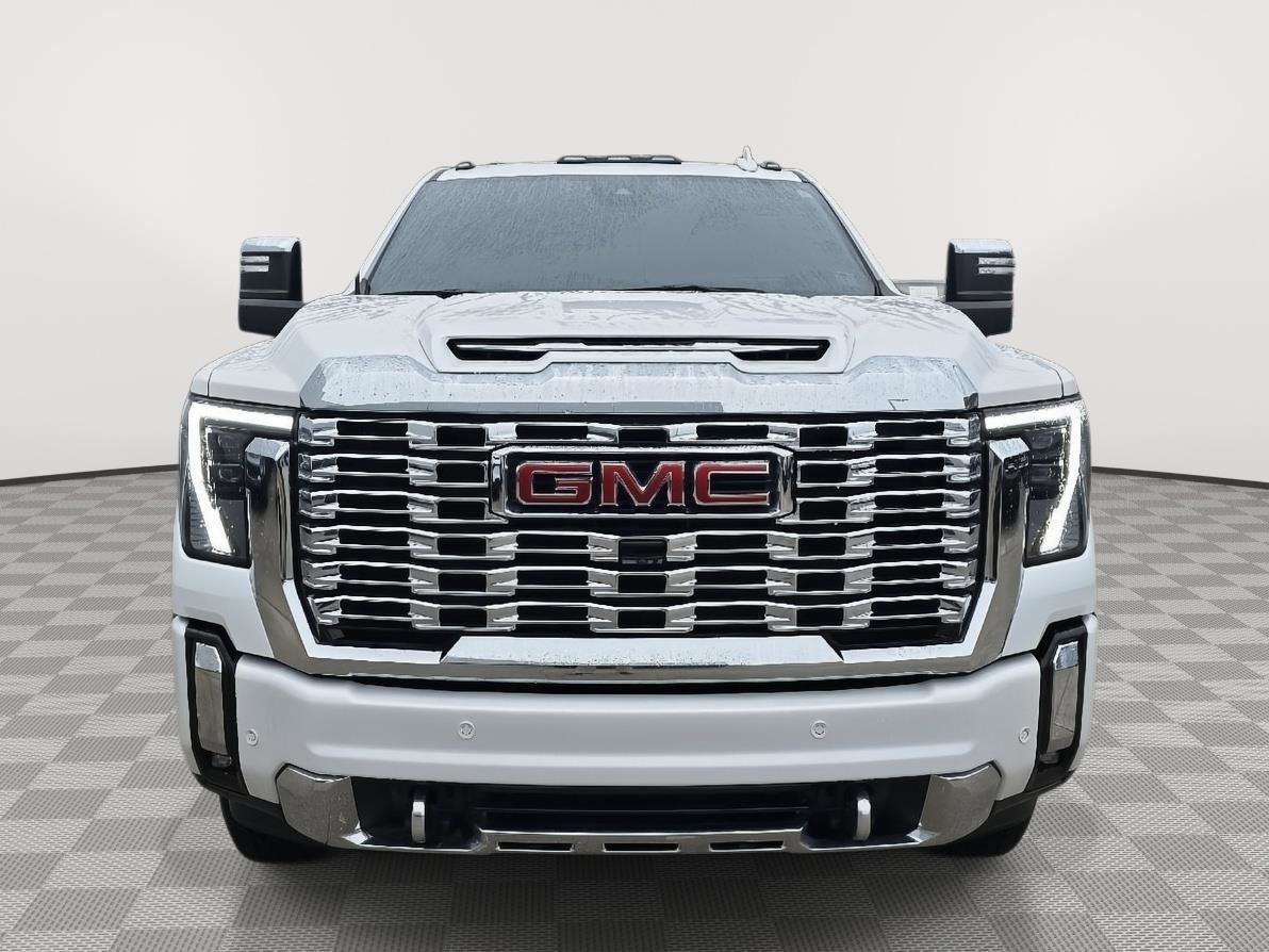 Used 2024 GMC Sierra 2500 Denali w/ Denali Reserve Package image 2