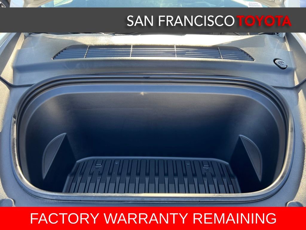 Used 2023 Tesla Model Y Long Range image 34