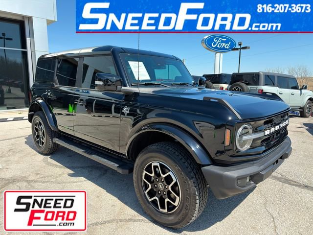 Used 2024 Ford Bronco Outer Banks image 1