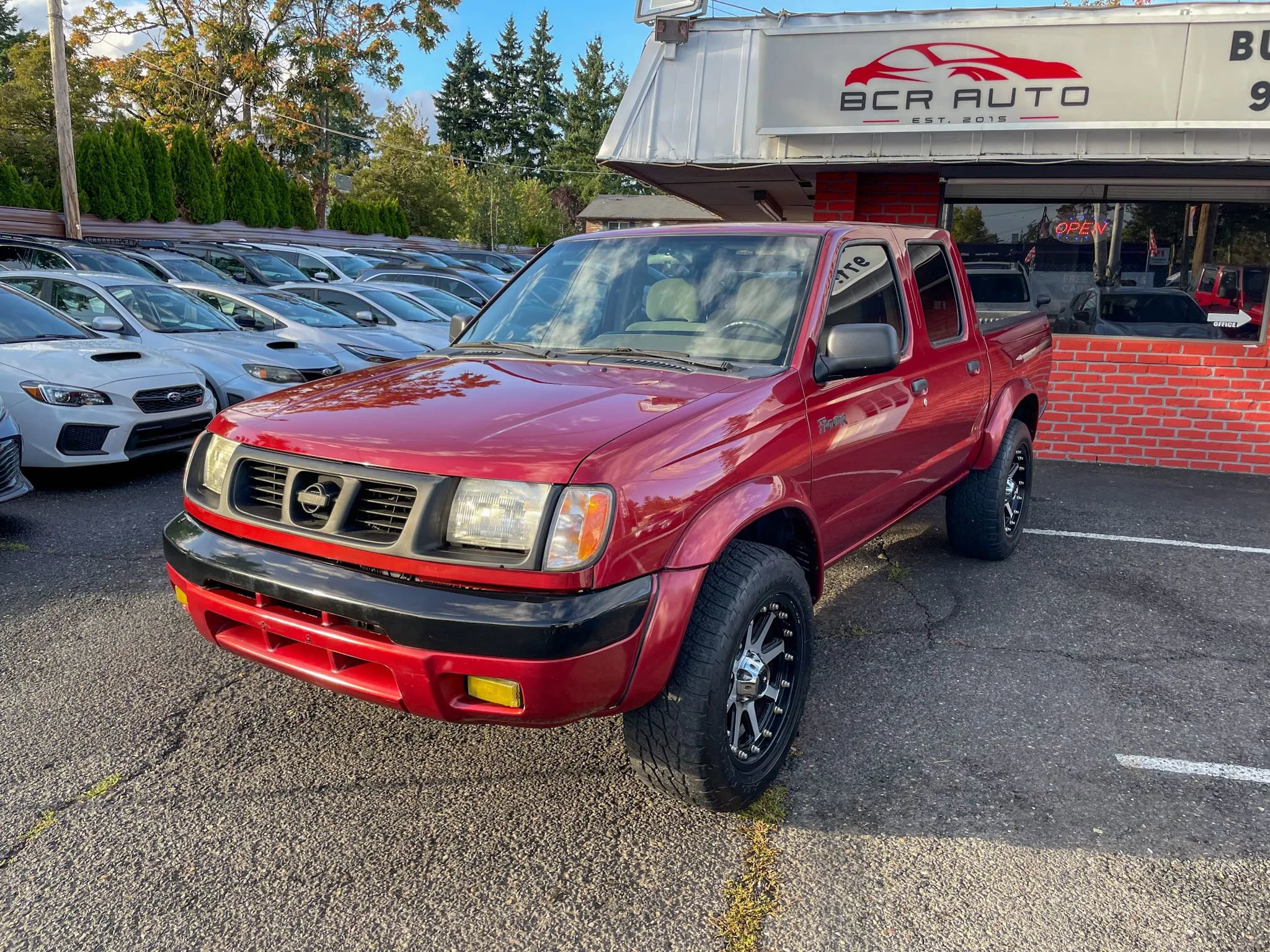 Used 2000 Nissan Frontier XE image 1