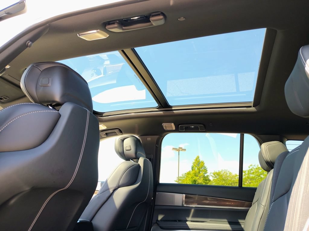 Used 2026 Cadillac Vistiq Sport w/ LPO, Floor Liner Package AWD/4WD image 39