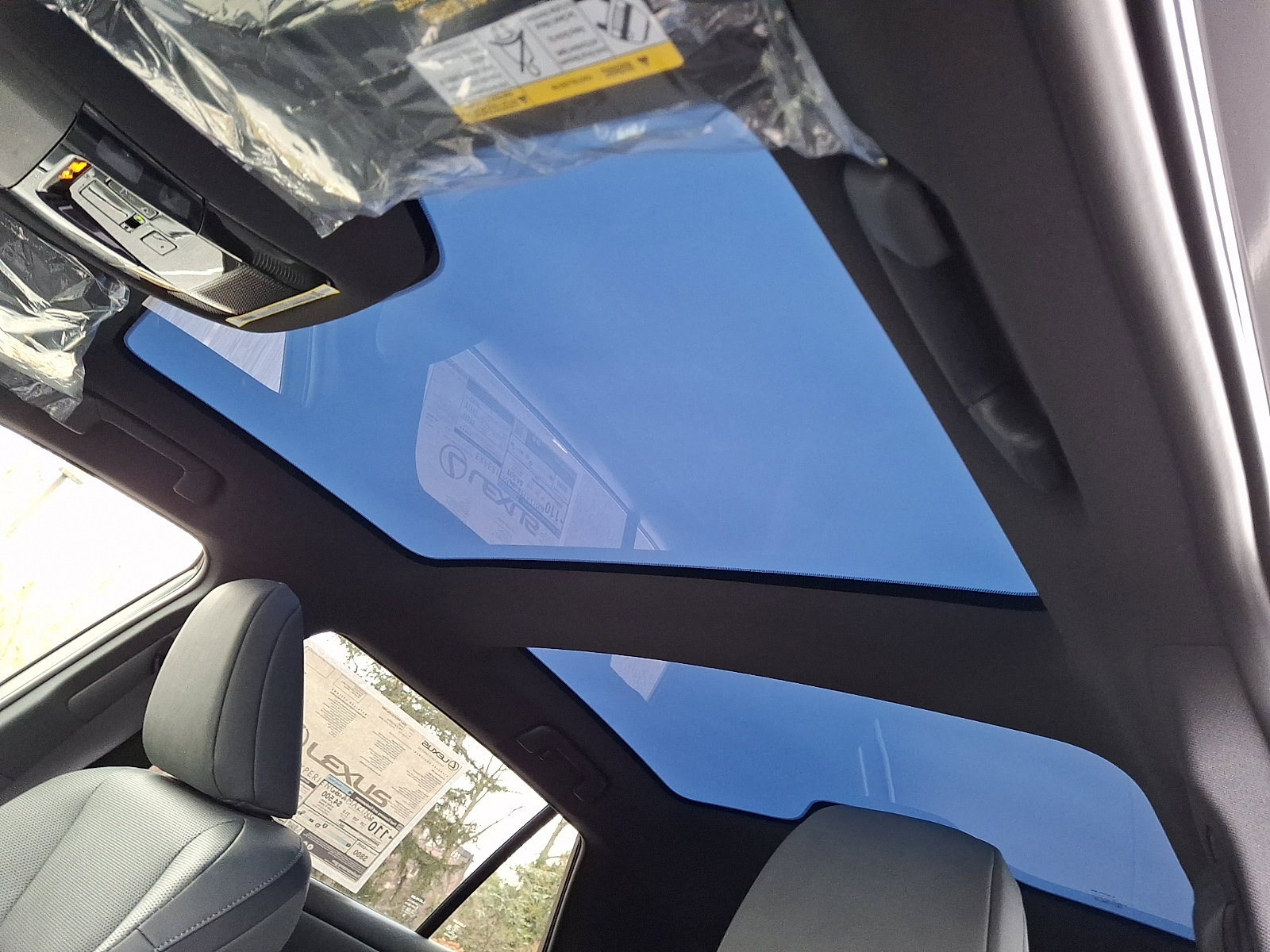 New 2026 Lexus RZ 450e Premium image 10