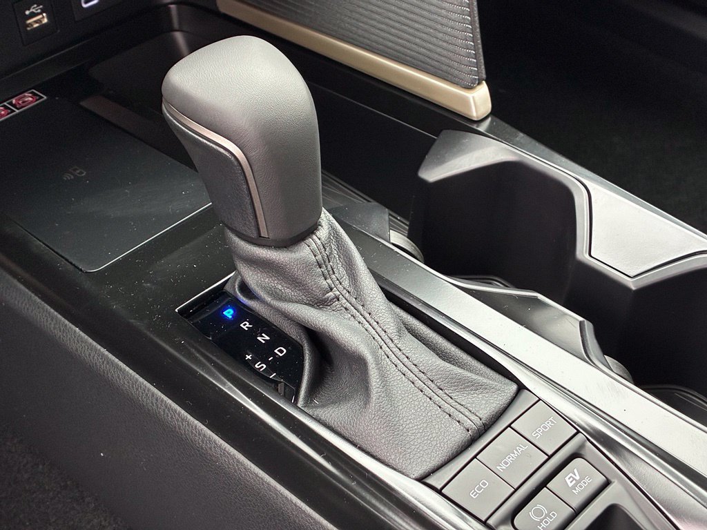 New 2026 Toyota Camry Hybrid AWD/4WD image 26