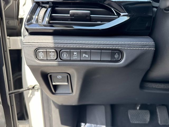 Used 2024 Acura MDX SH-AWD w/ Advance Package image 31